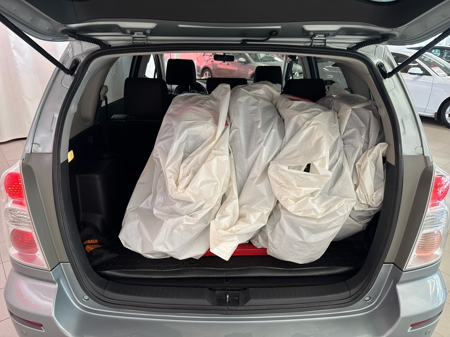 TOYOTA Corolla Verso 2009