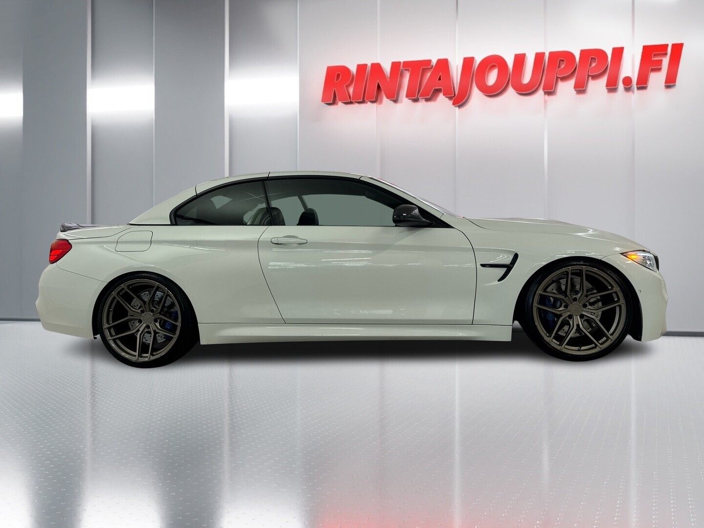 BMW M4 2015