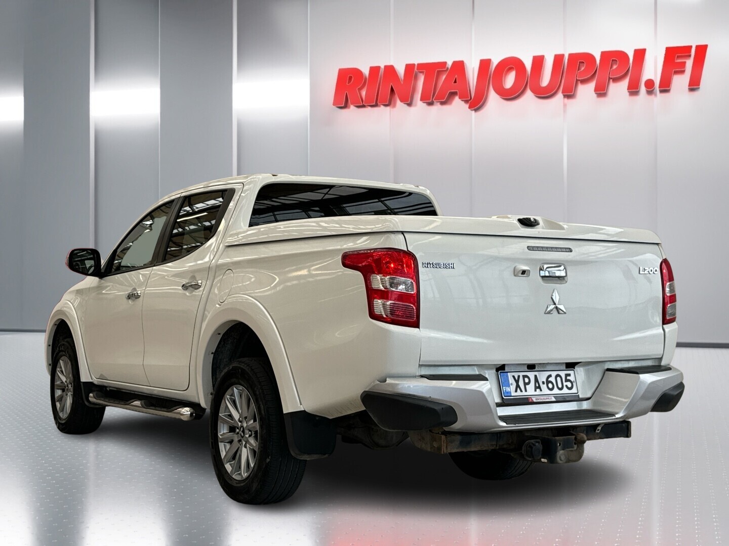 MITSUBISHI L200 2015