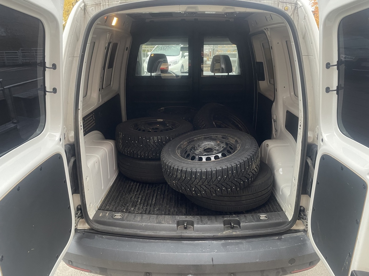 VOLKSWAGEN Caddy 2019