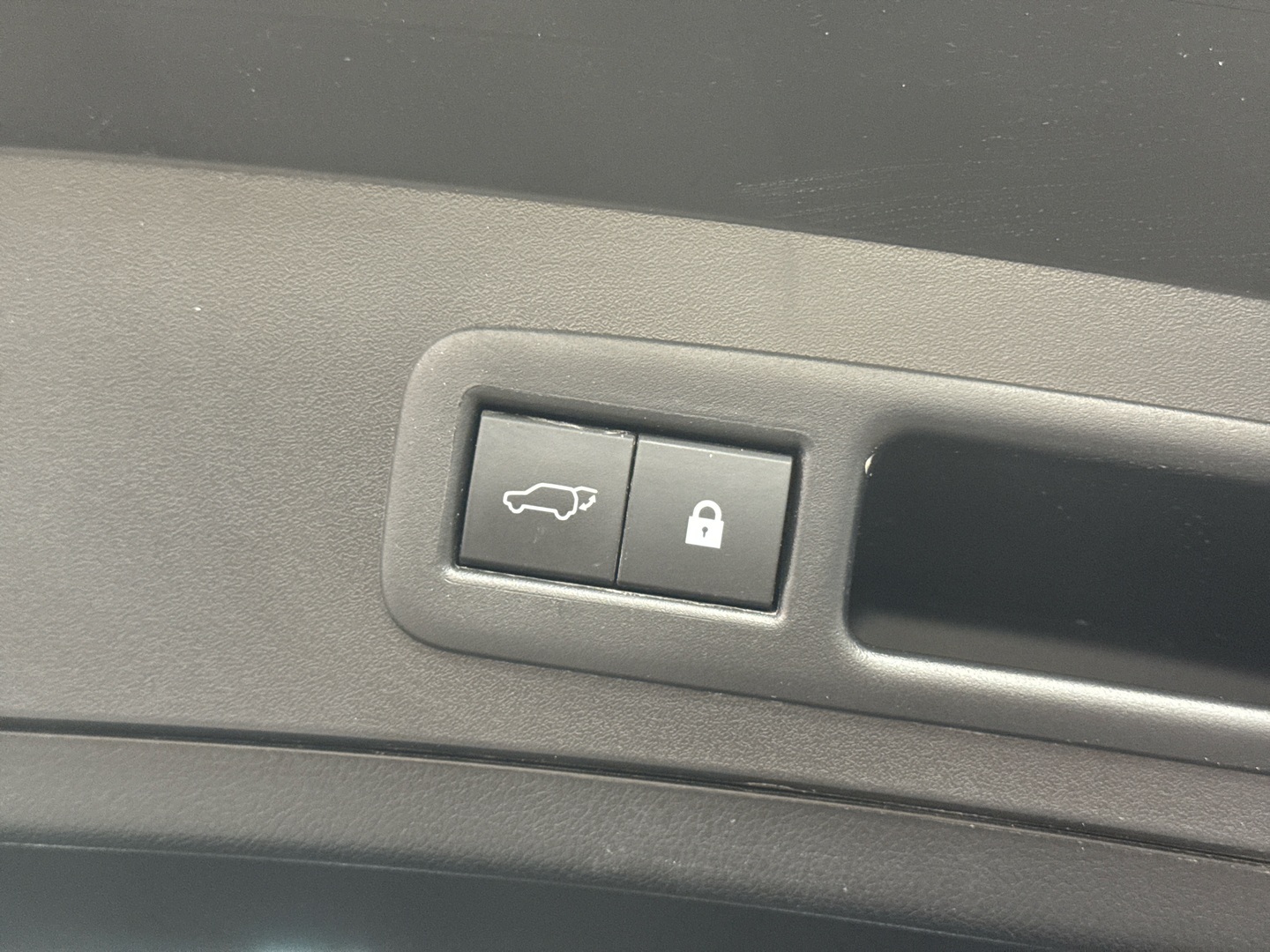 LEXUS UX 2022