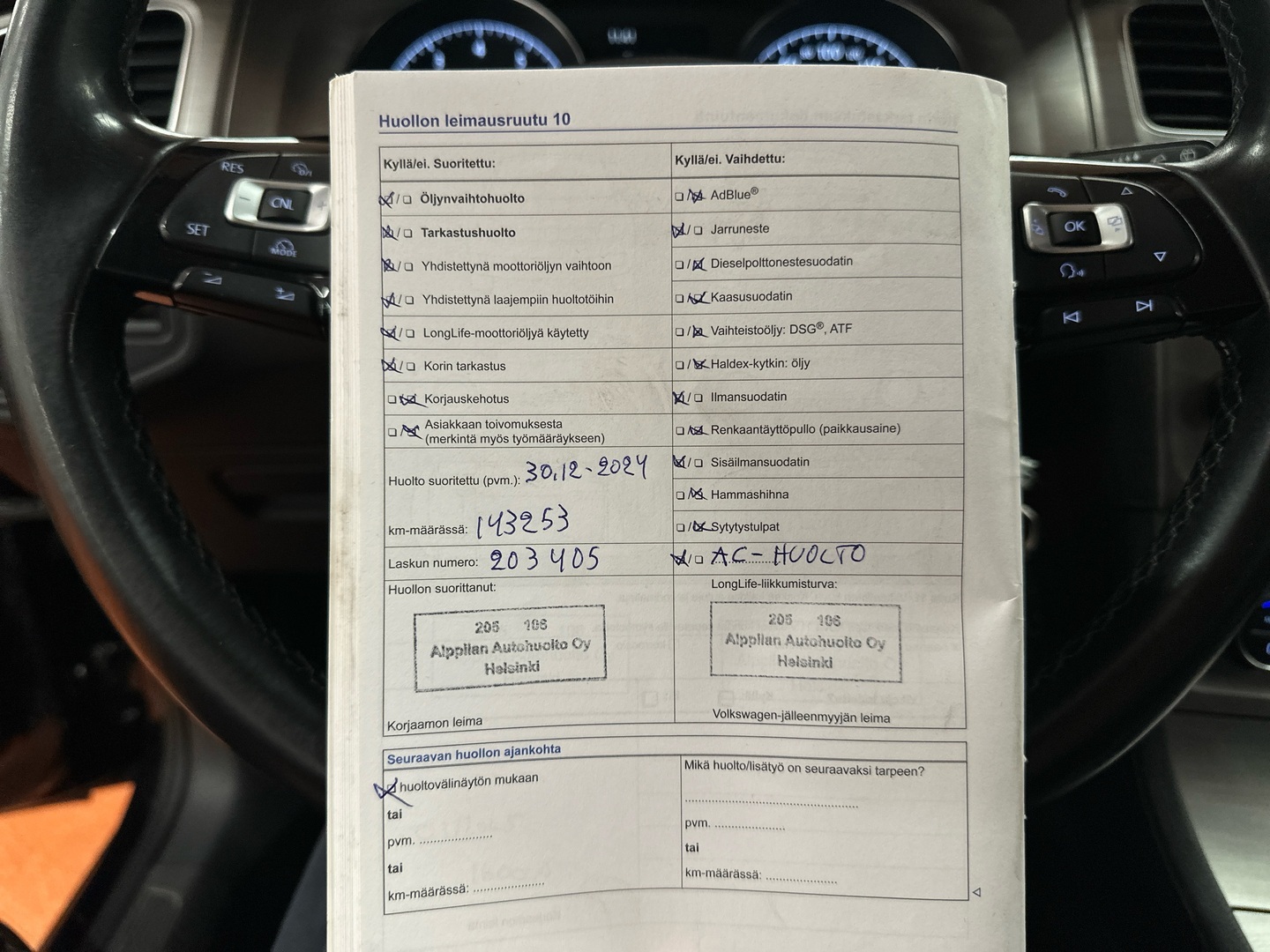 VOLKSWAGEN Golf 2014