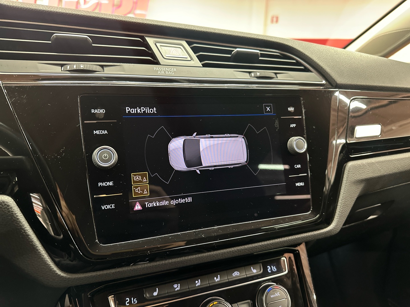 VOLKSWAGEN Touran 2019