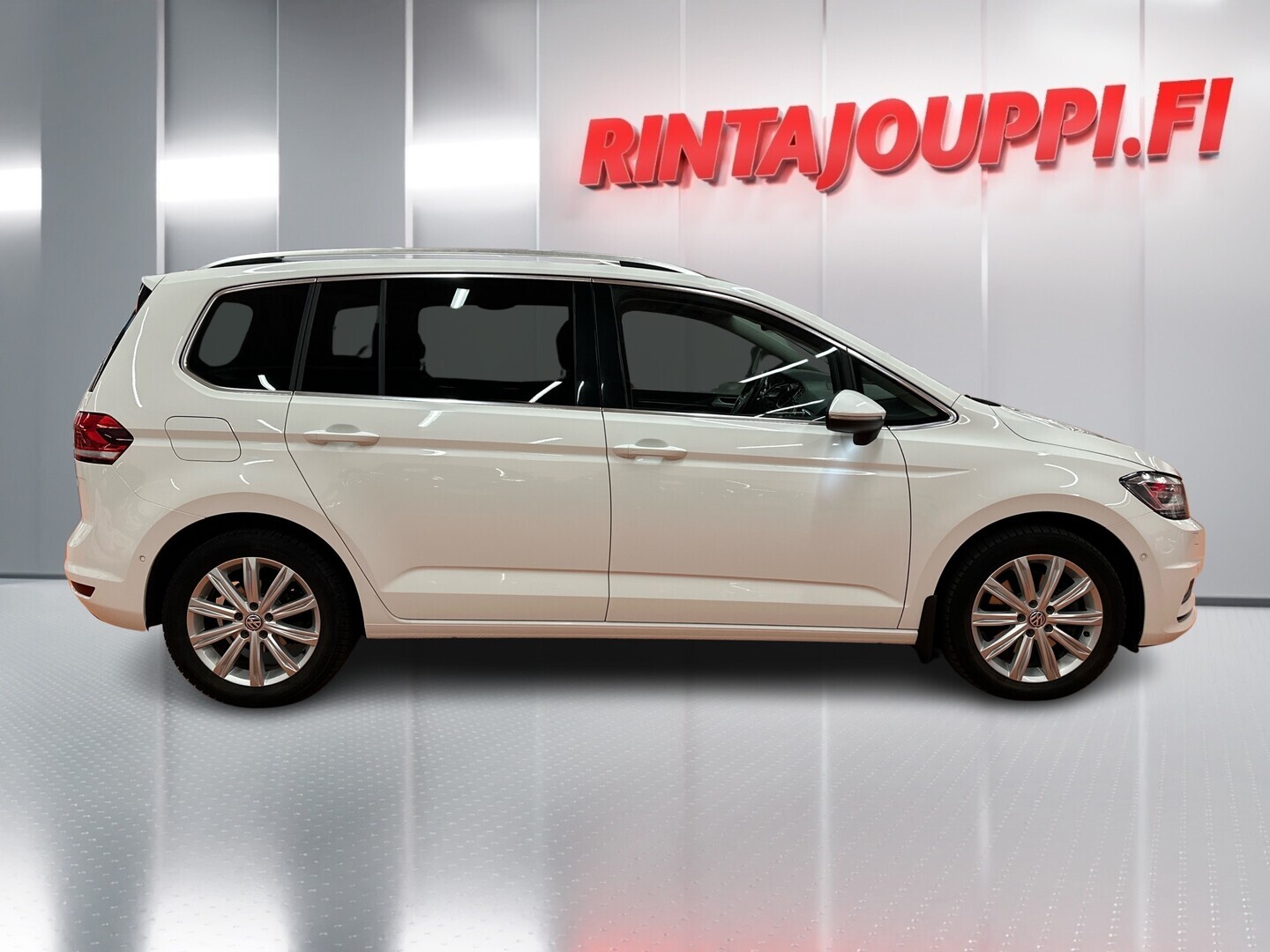 VOLKSWAGEN Touran 2019