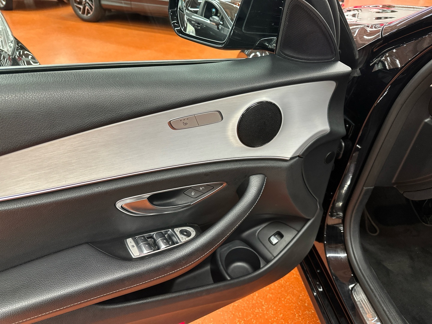 MERCEDES-BENZ E 2021