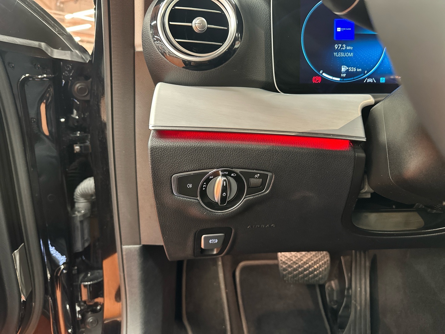 MERCEDES-BENZ E 2021