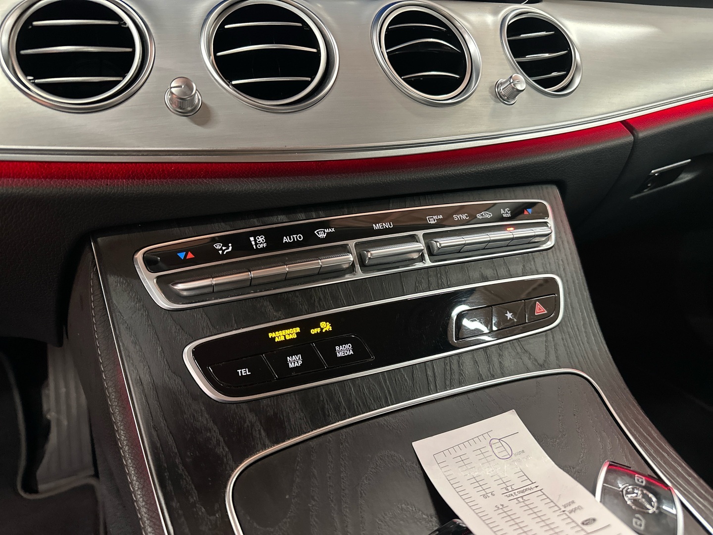 MERCEDES-BENZ E 2021