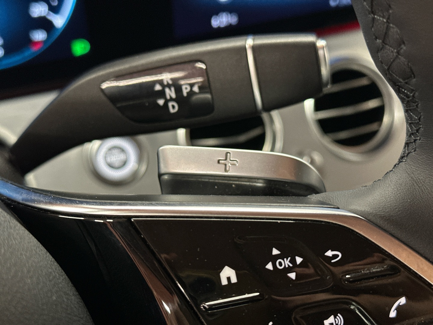 MERCEDES-BENZ E 2021