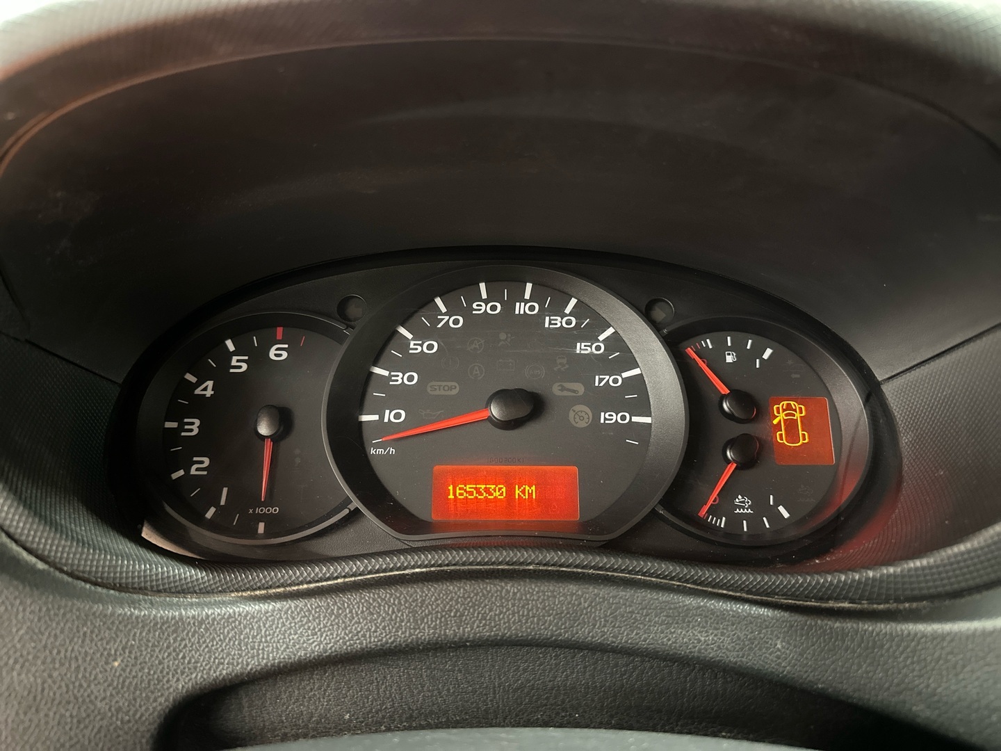 NISSAN NV400 2019