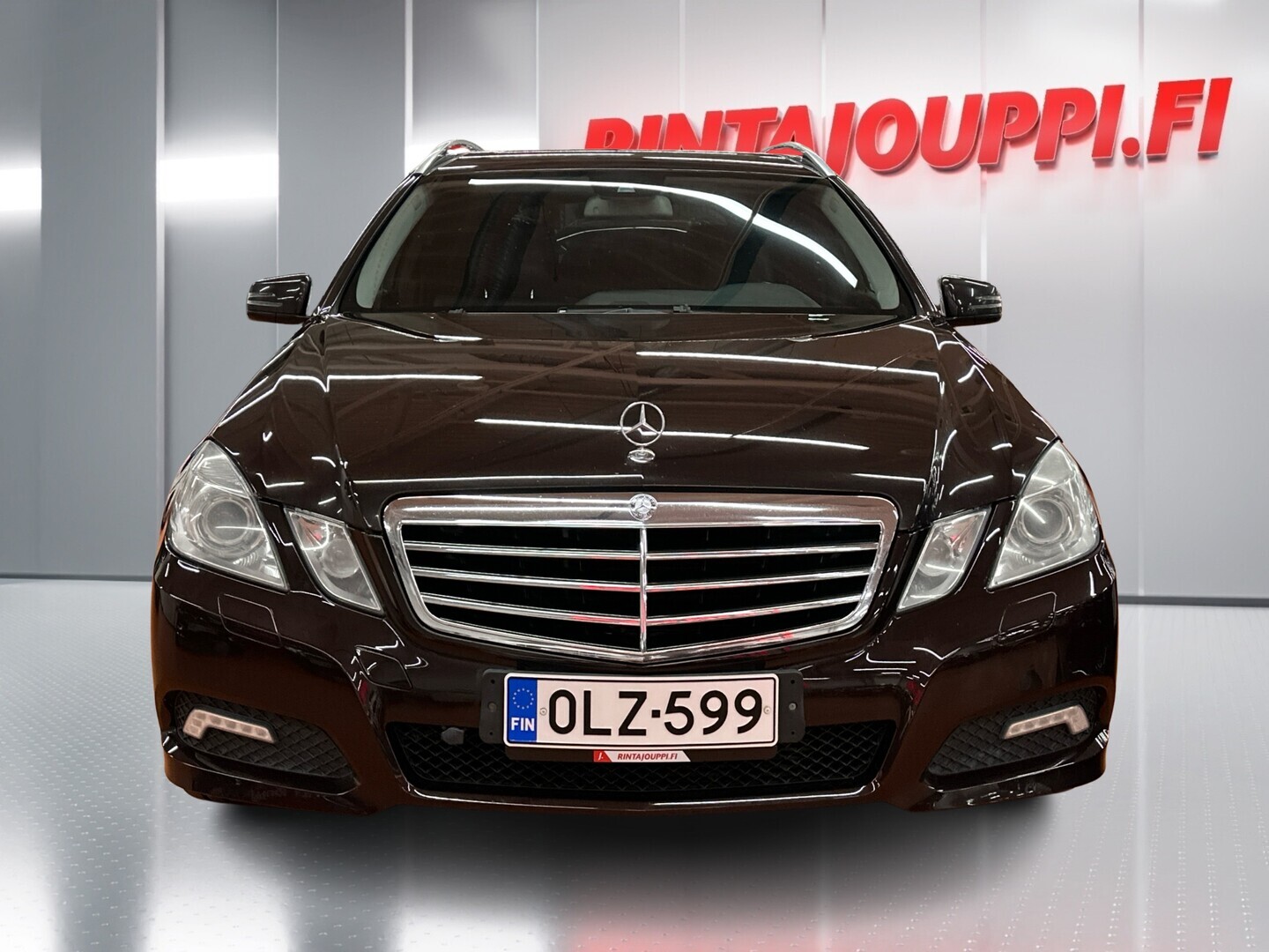 MERCEDES-BENZ E 2010