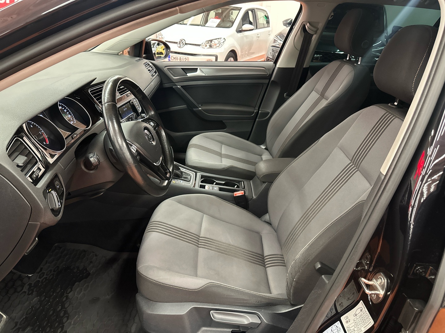 VOLKSWAGEN Golf 2017