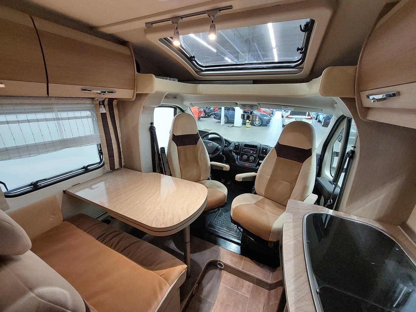 BÜRSTNER Nexxo T569 2013