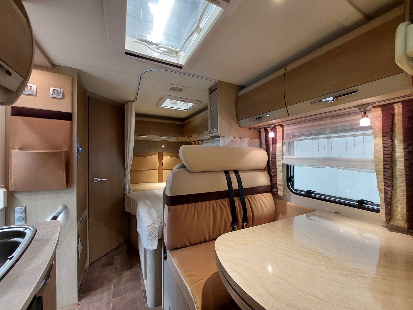 BÜRSTNER Nexxo T569 2013