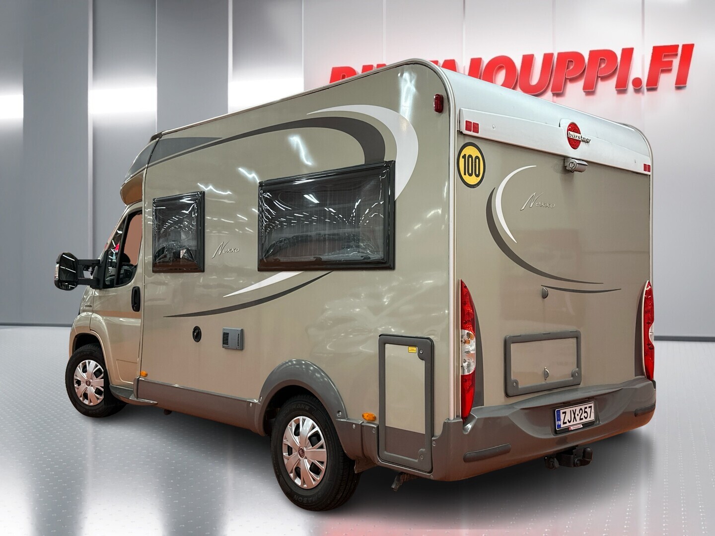 BÜRSTNER Nexxo T569 2013