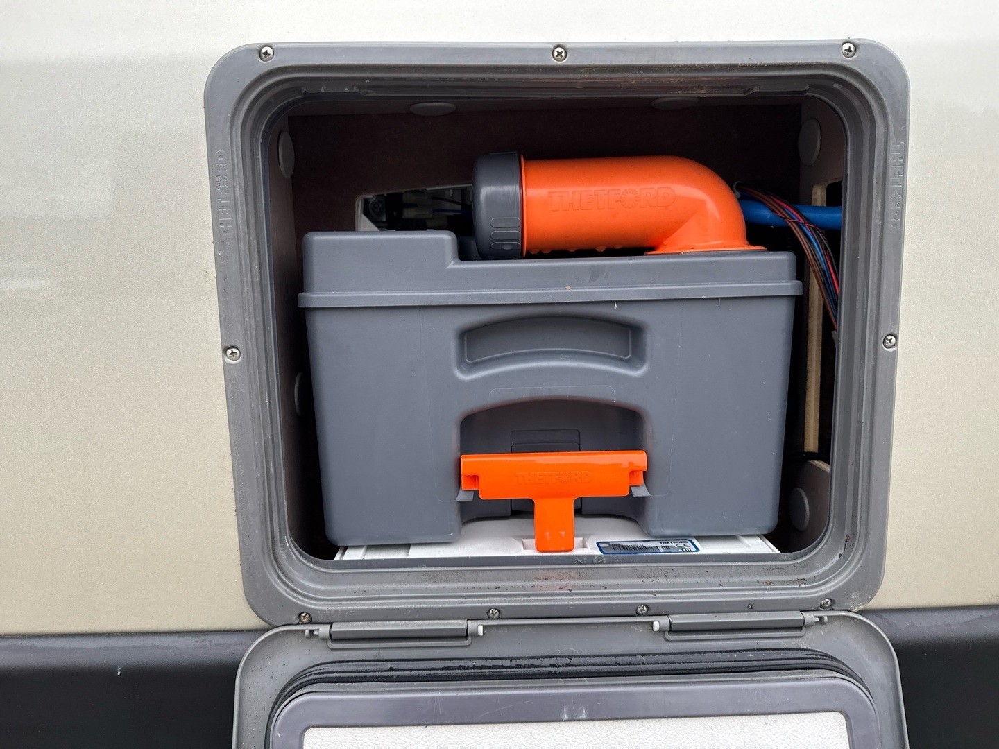 BÜRSTNER Harmony Line VAN 600 2019