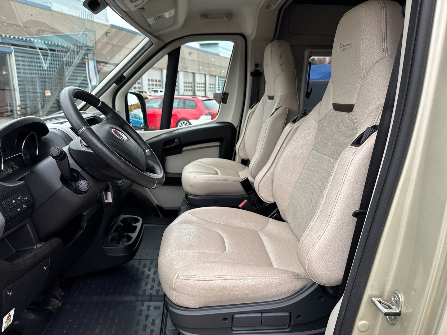 BÜRSTNER Harmony Line VAN 600 2019