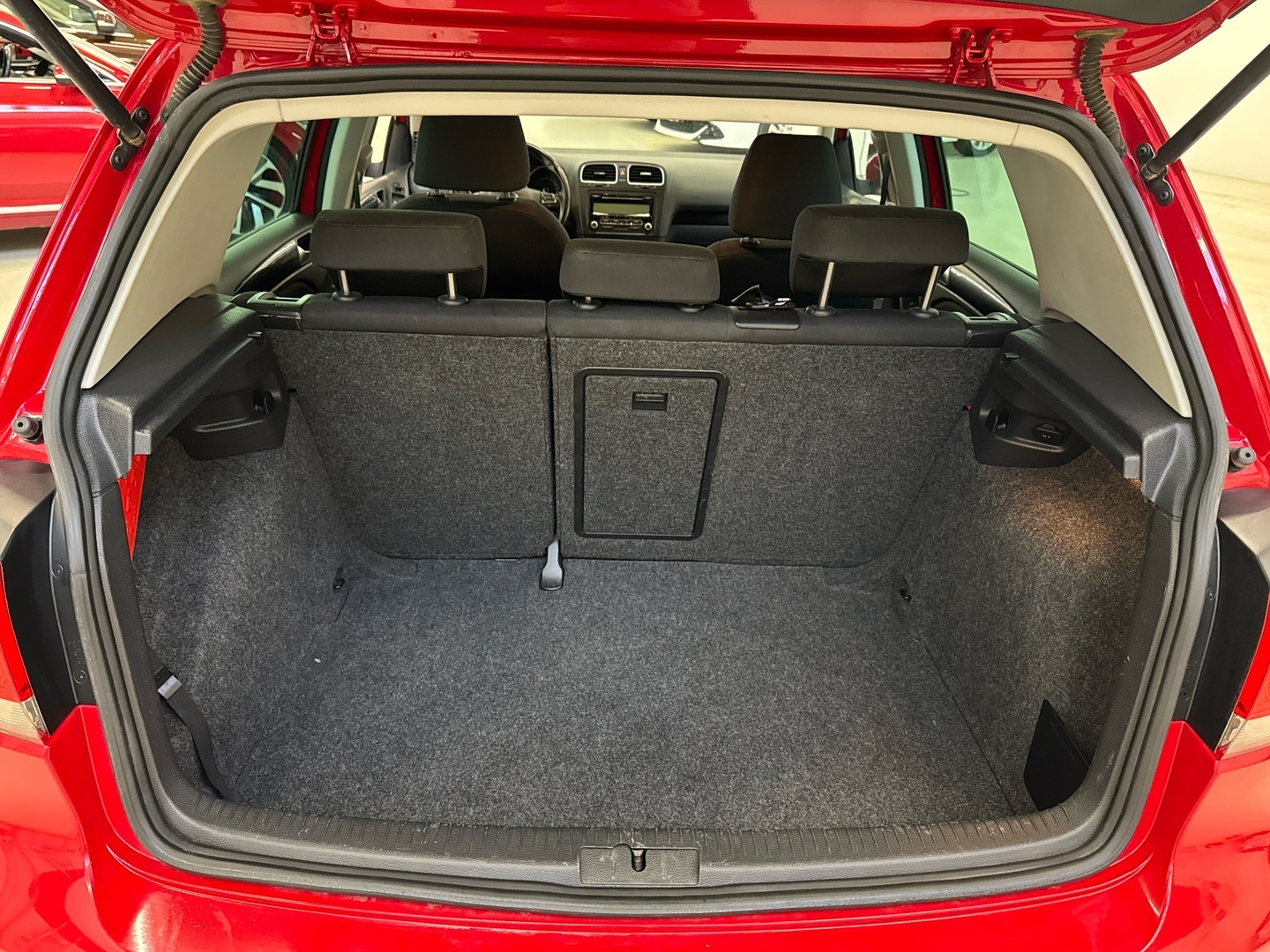 VOLKSWAGEN Golf 2010