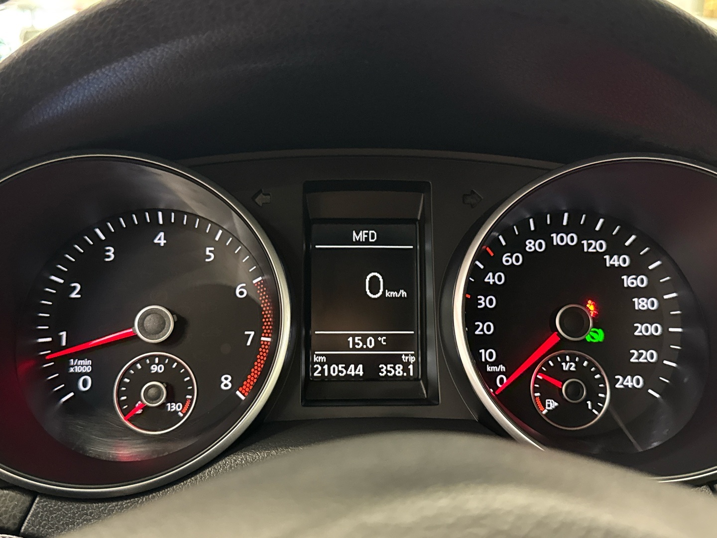 VOLKSWAGEN Golf 2010