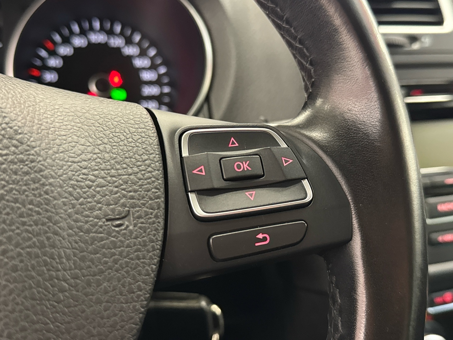 VOLKSWAGEN Golf 2010