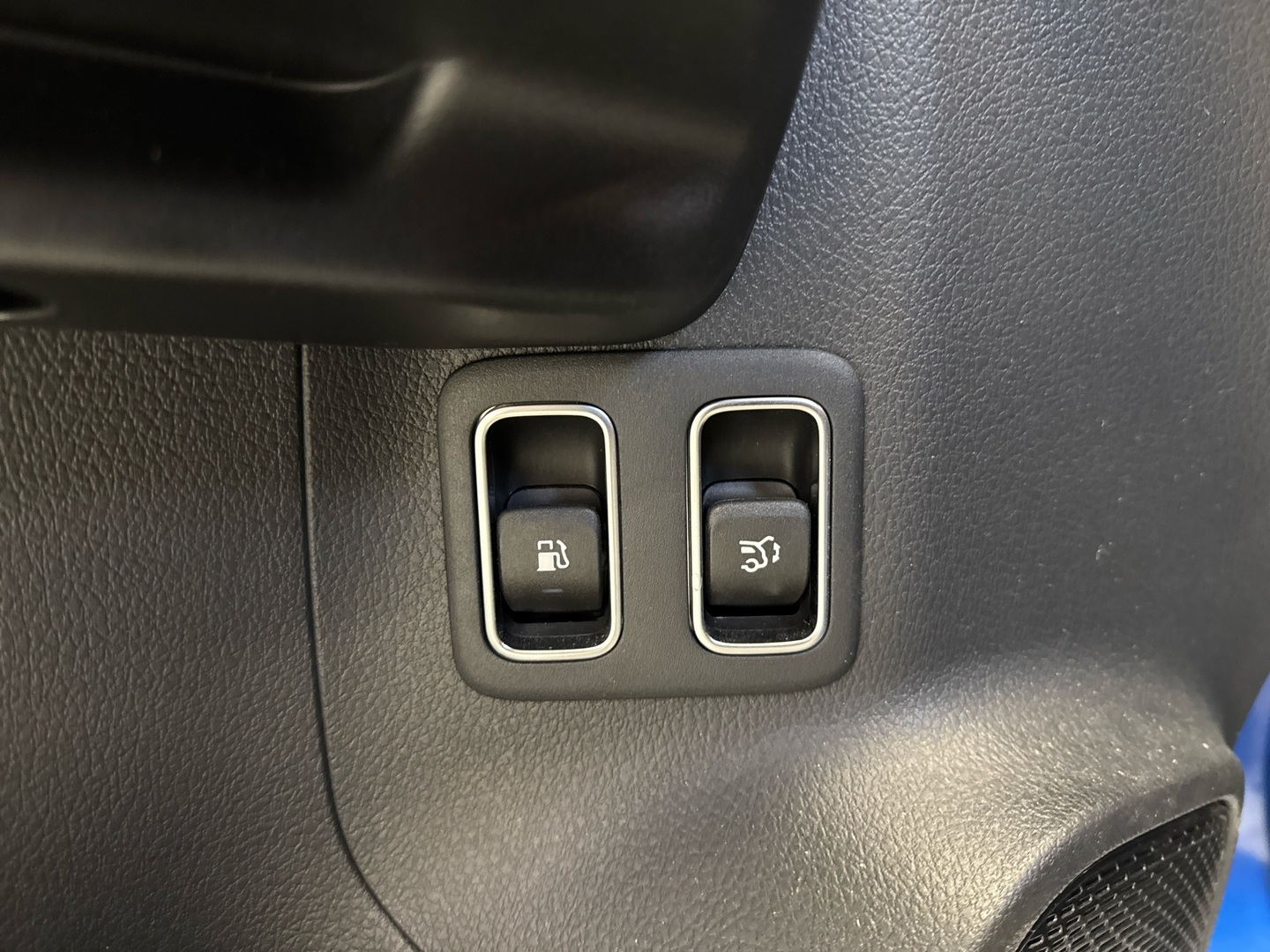 MERCEDES-BENZ GLA 2024