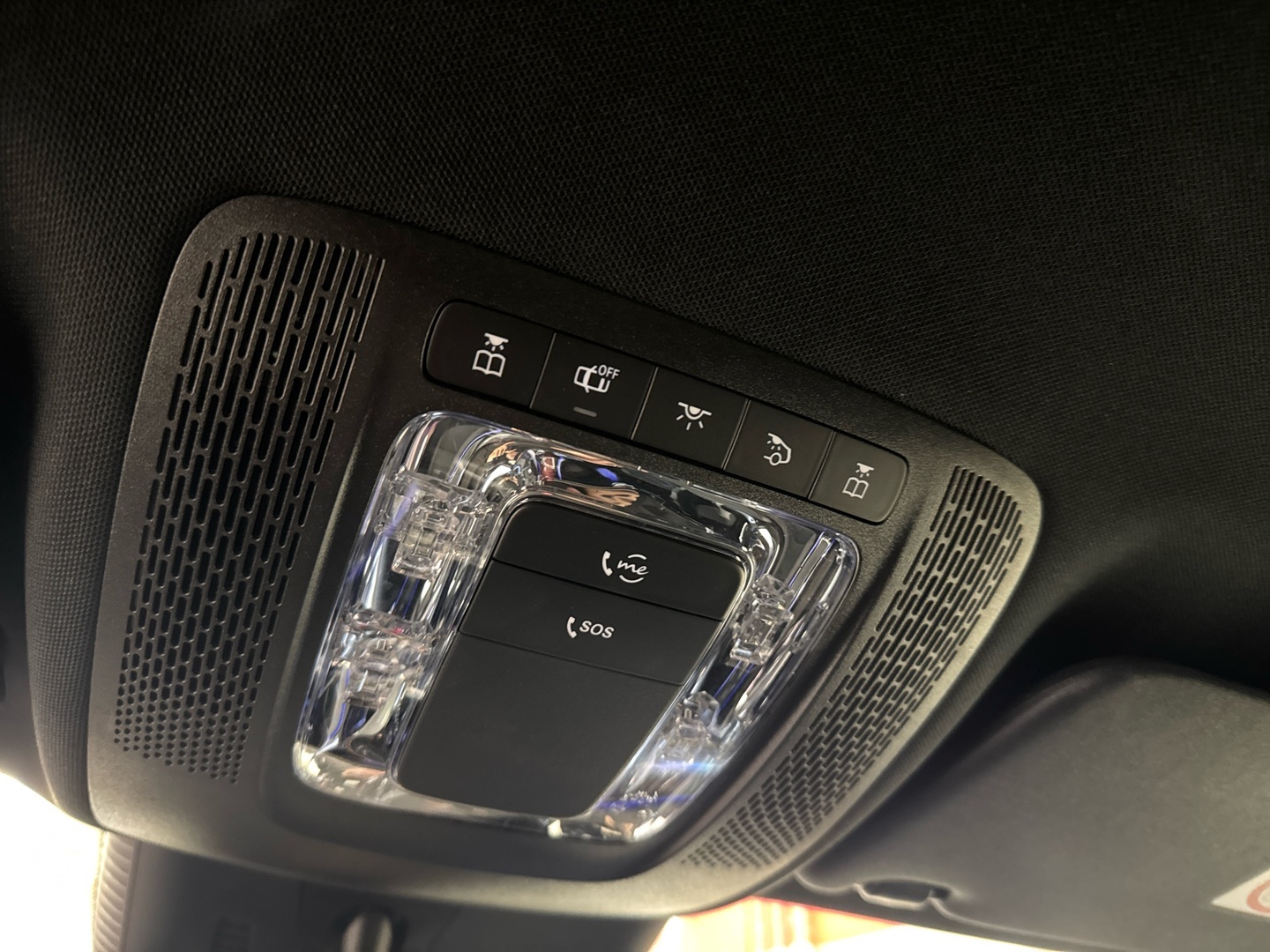 MERCEDES-BENZ GLA 2024