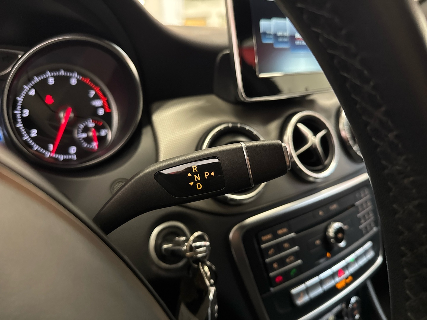 MERCEDES-BENZ CLA 2017