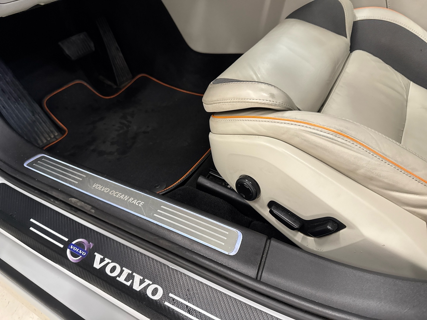 VOLVO V90 Cross Country 2018