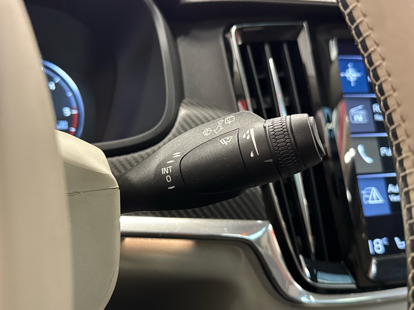 VOLVO V90 Cross Country 2018