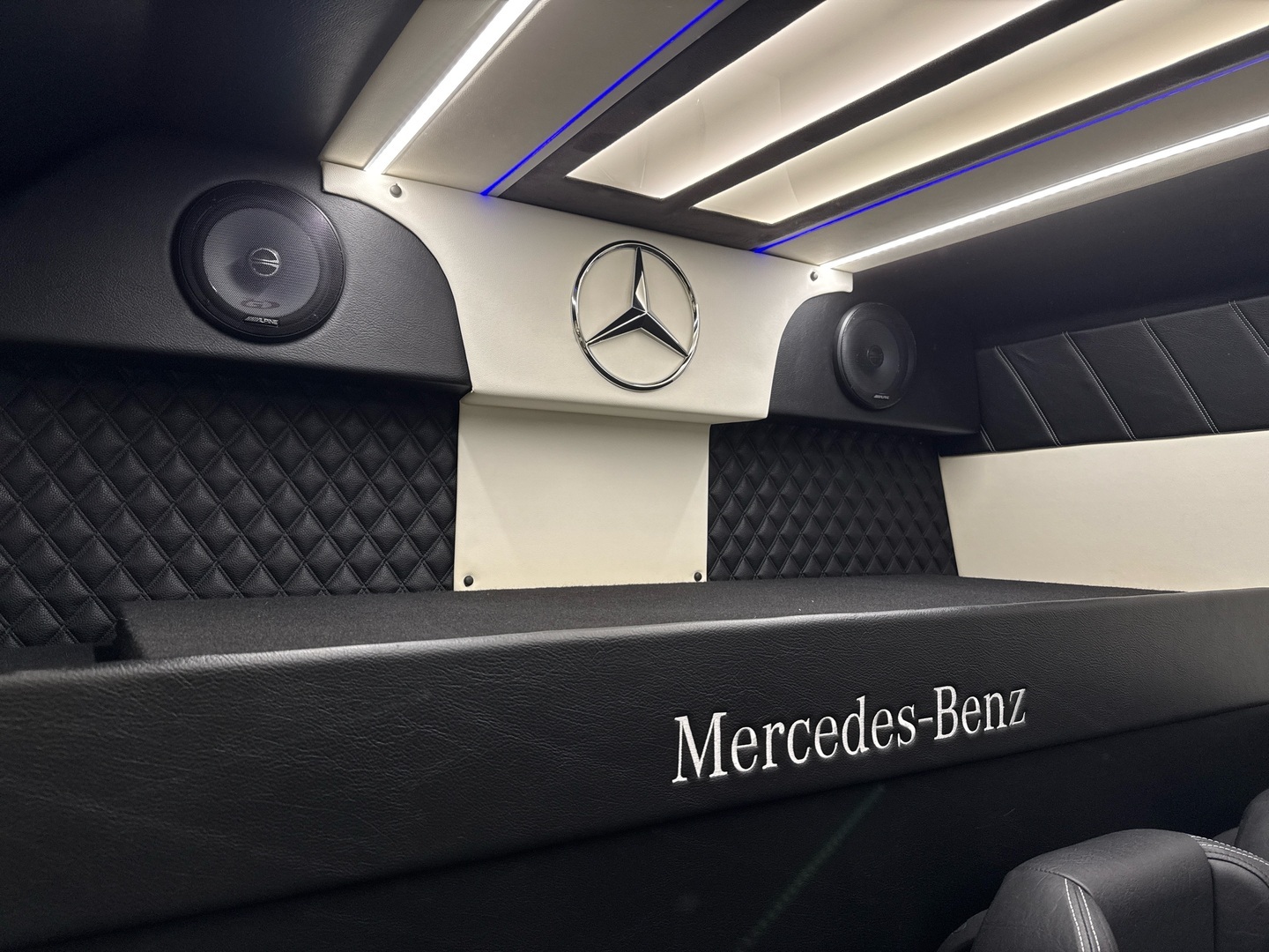 MERCEDES-BENZ Sprinter 2021
