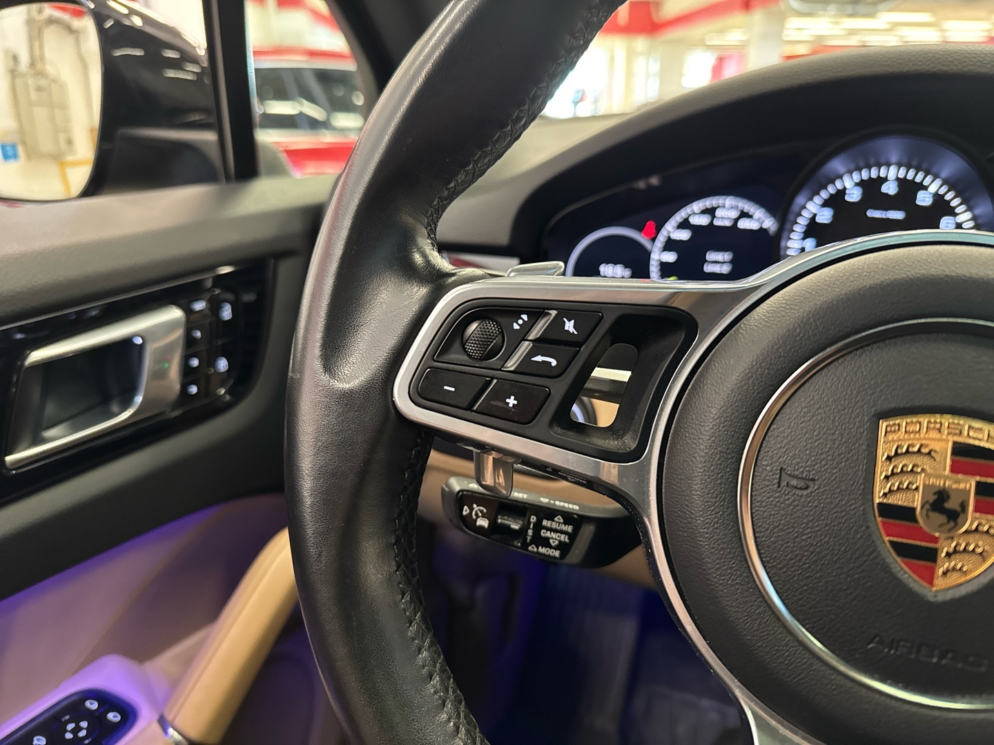 PORSCHE Cayenne 2019