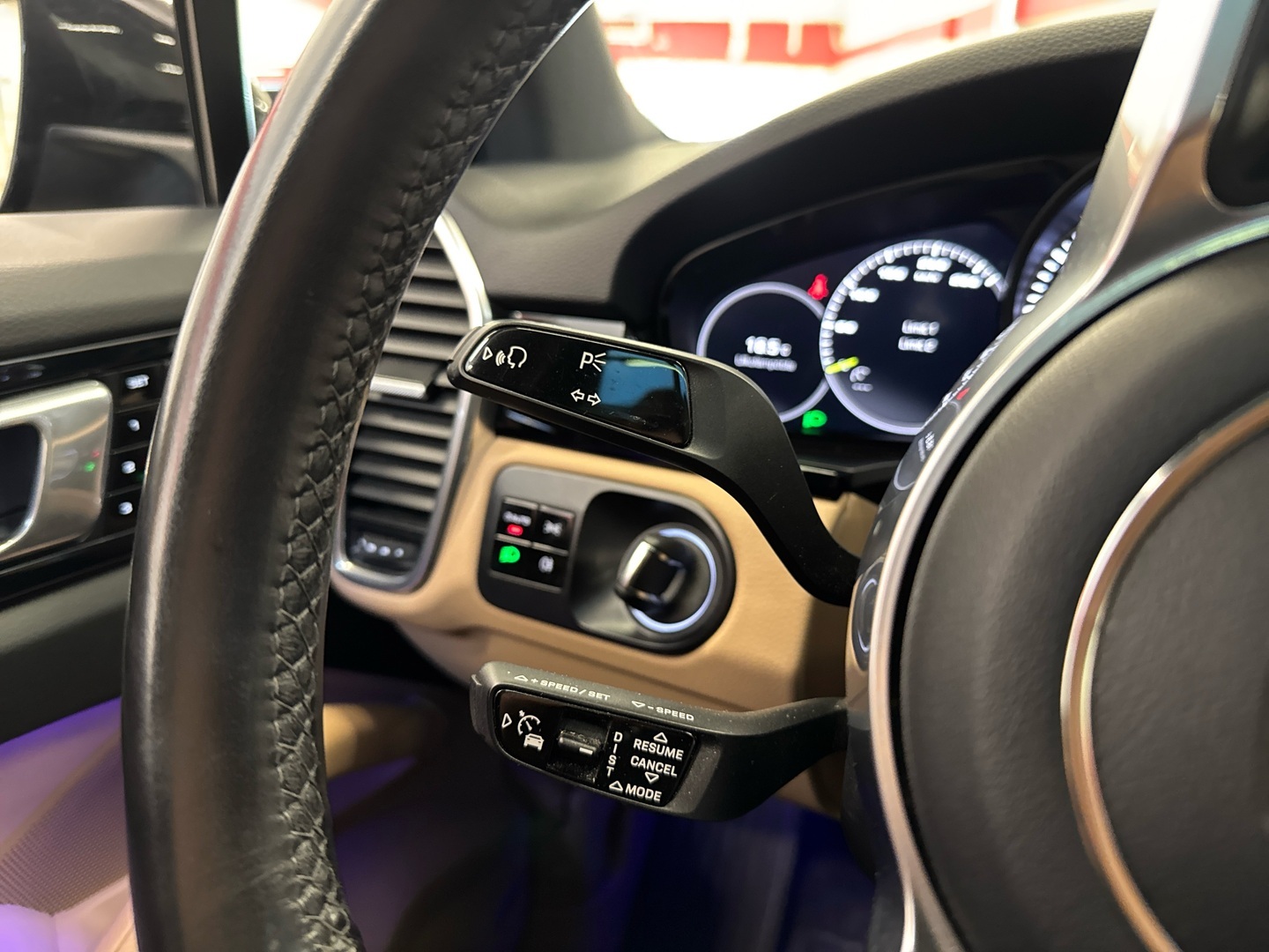 PORSCHE Cayenne 2019