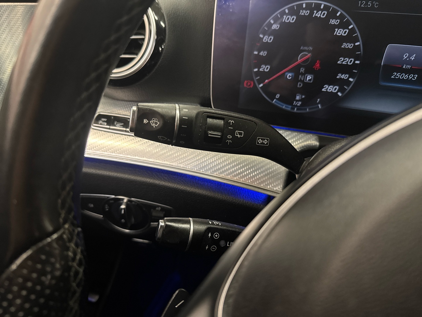 MERCEDES-BENZ E 2017