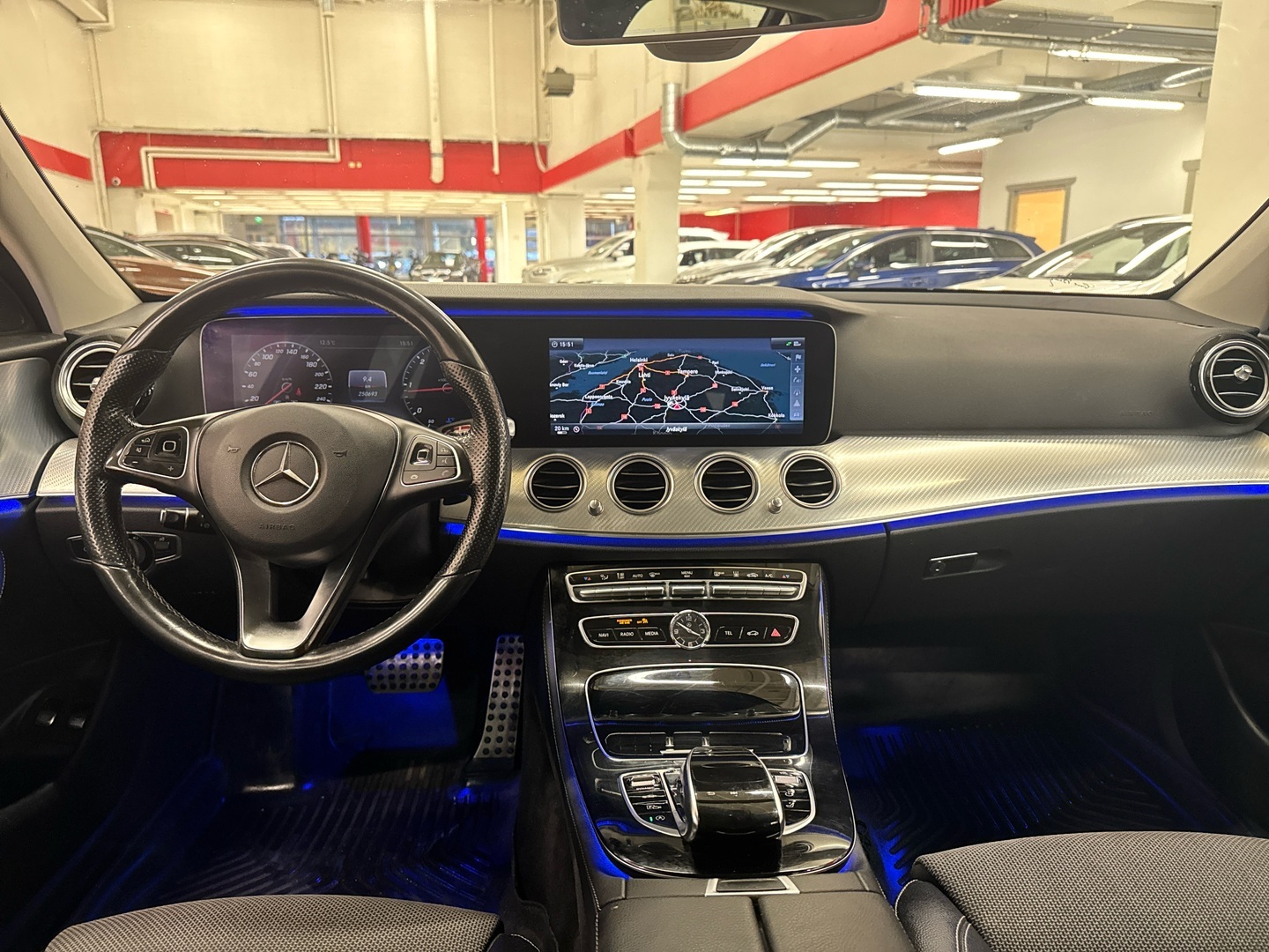 MERCEDES-BENZ E 2017