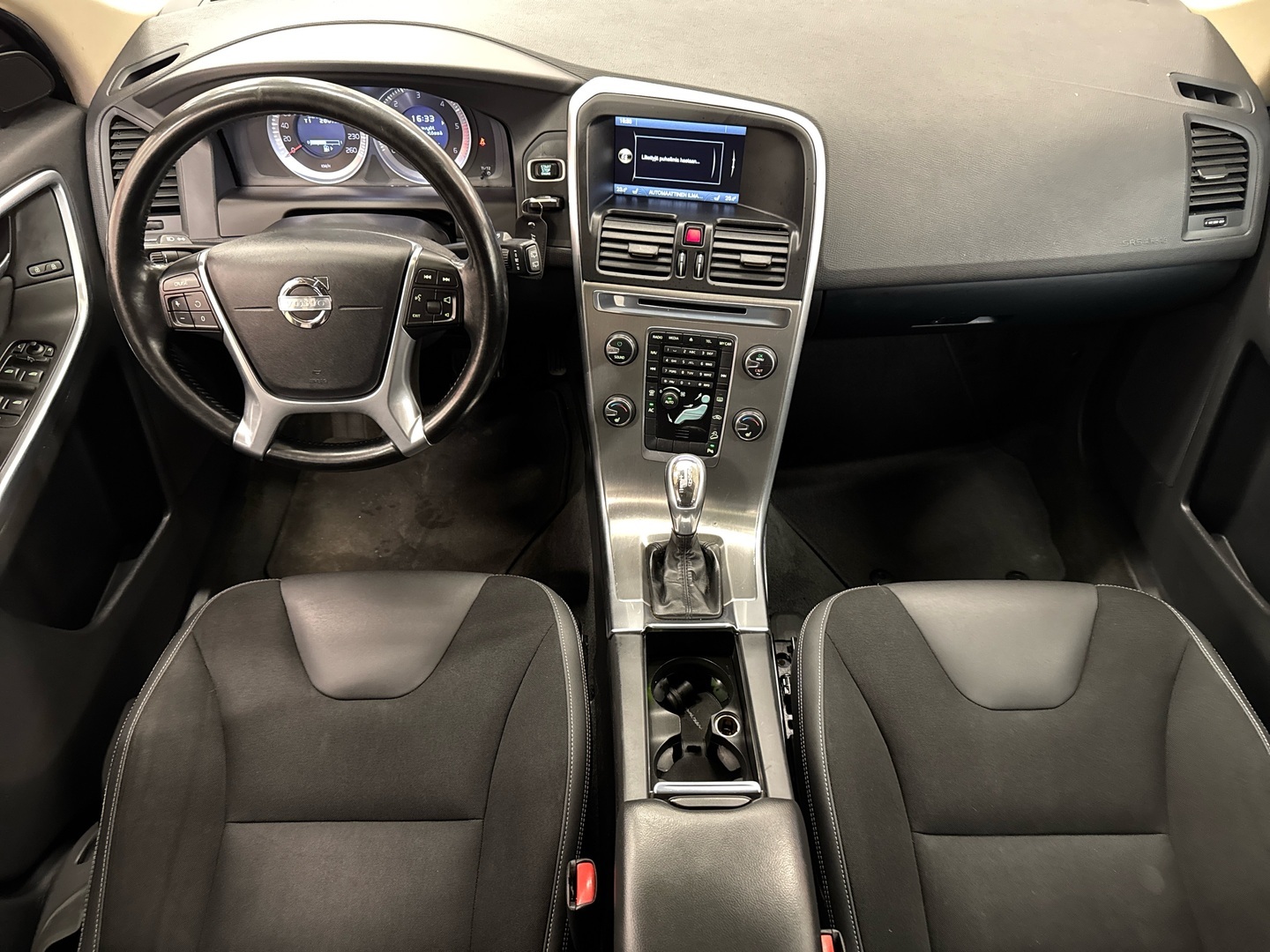 VOLVO XC60 2013