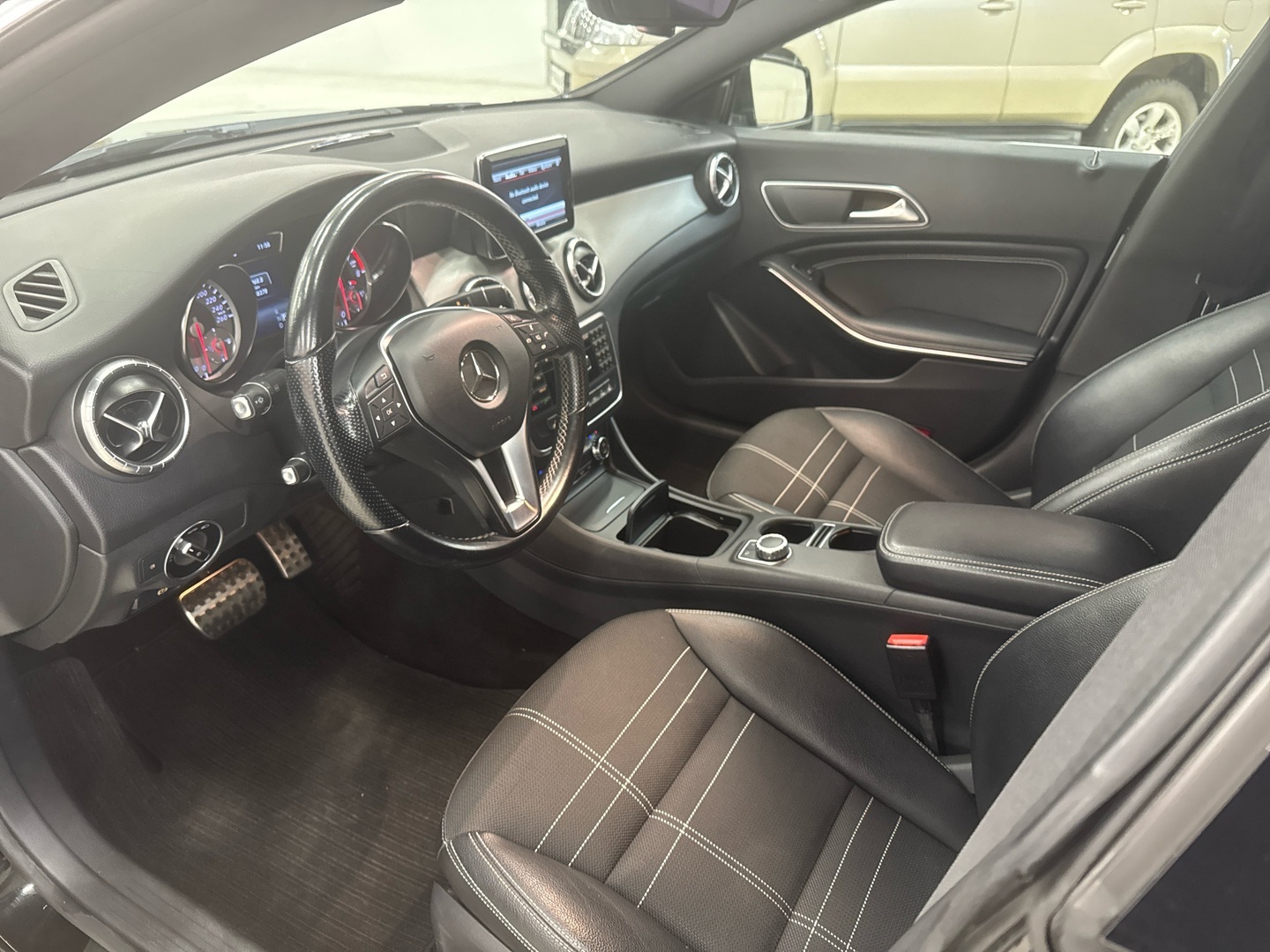 MERCEDES-BENZ CLA 2013