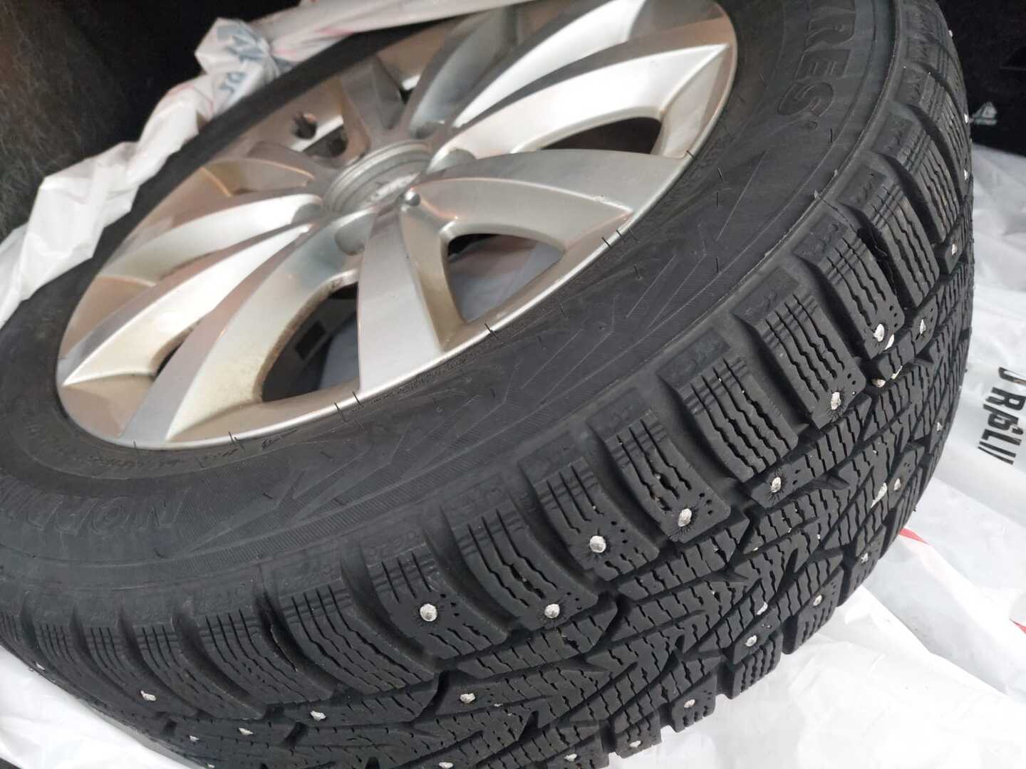 MERCEDES-BENZ B 2012