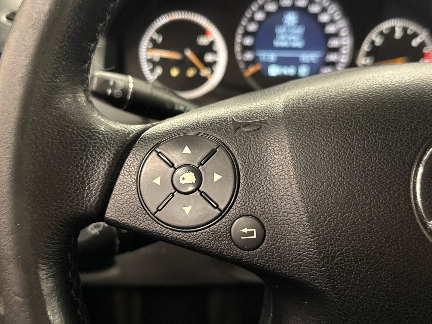 MERCEDES-BENZ C 2008