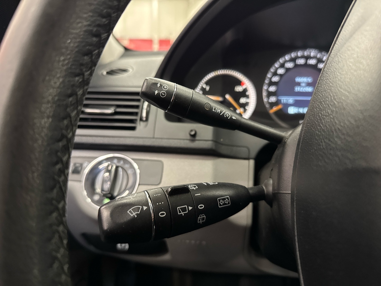 MERCEDES-BENZ C 2008