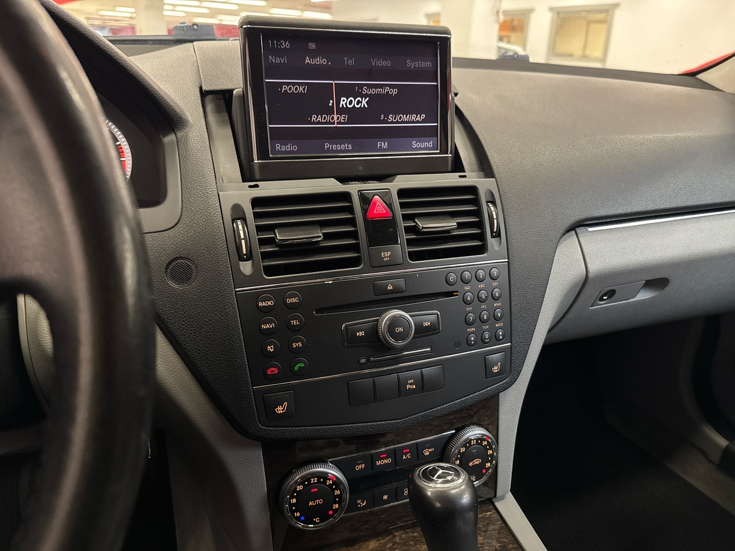 MERCEDES-BENZ C 2008