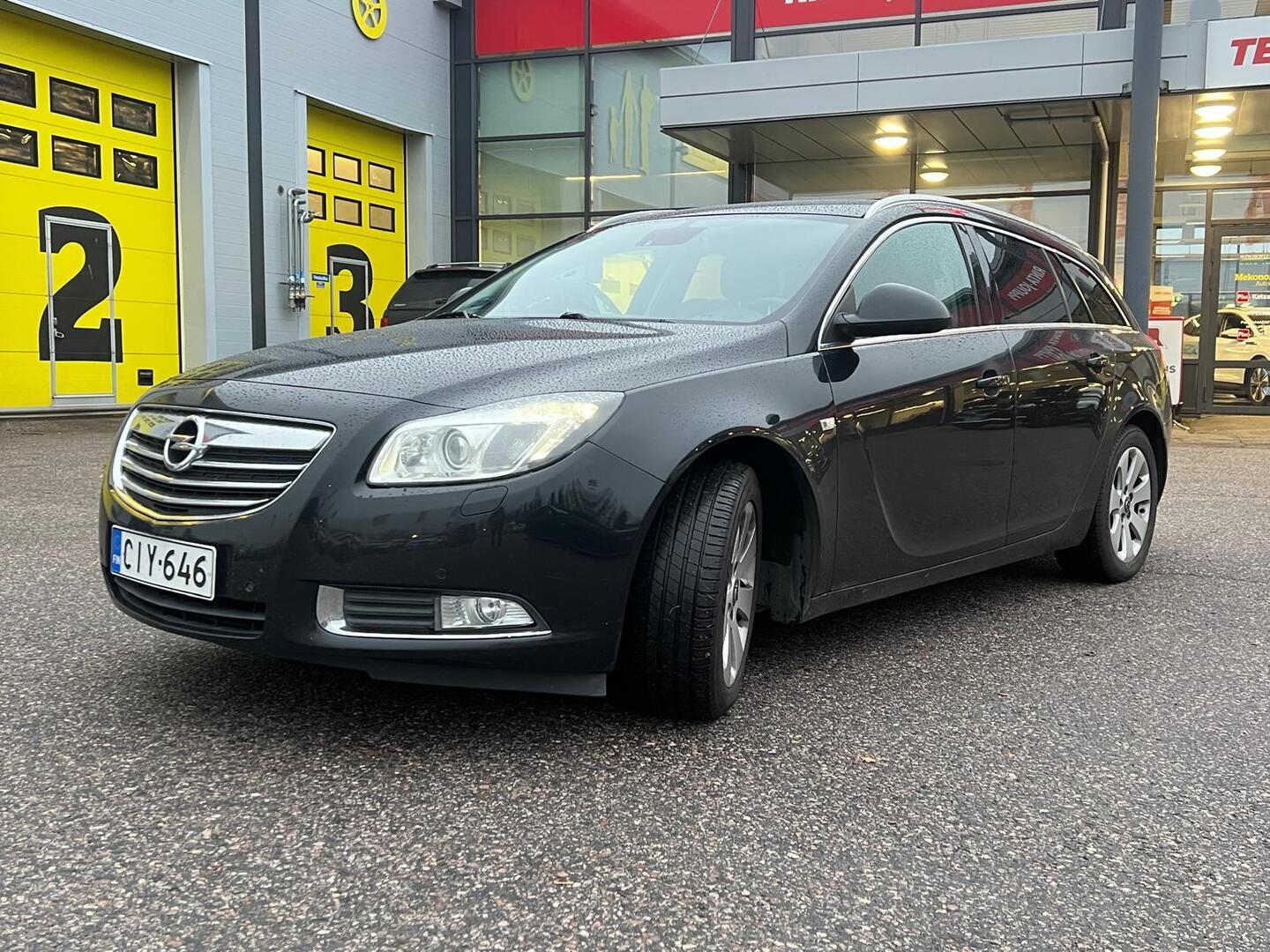 OPEL Insignia 2013