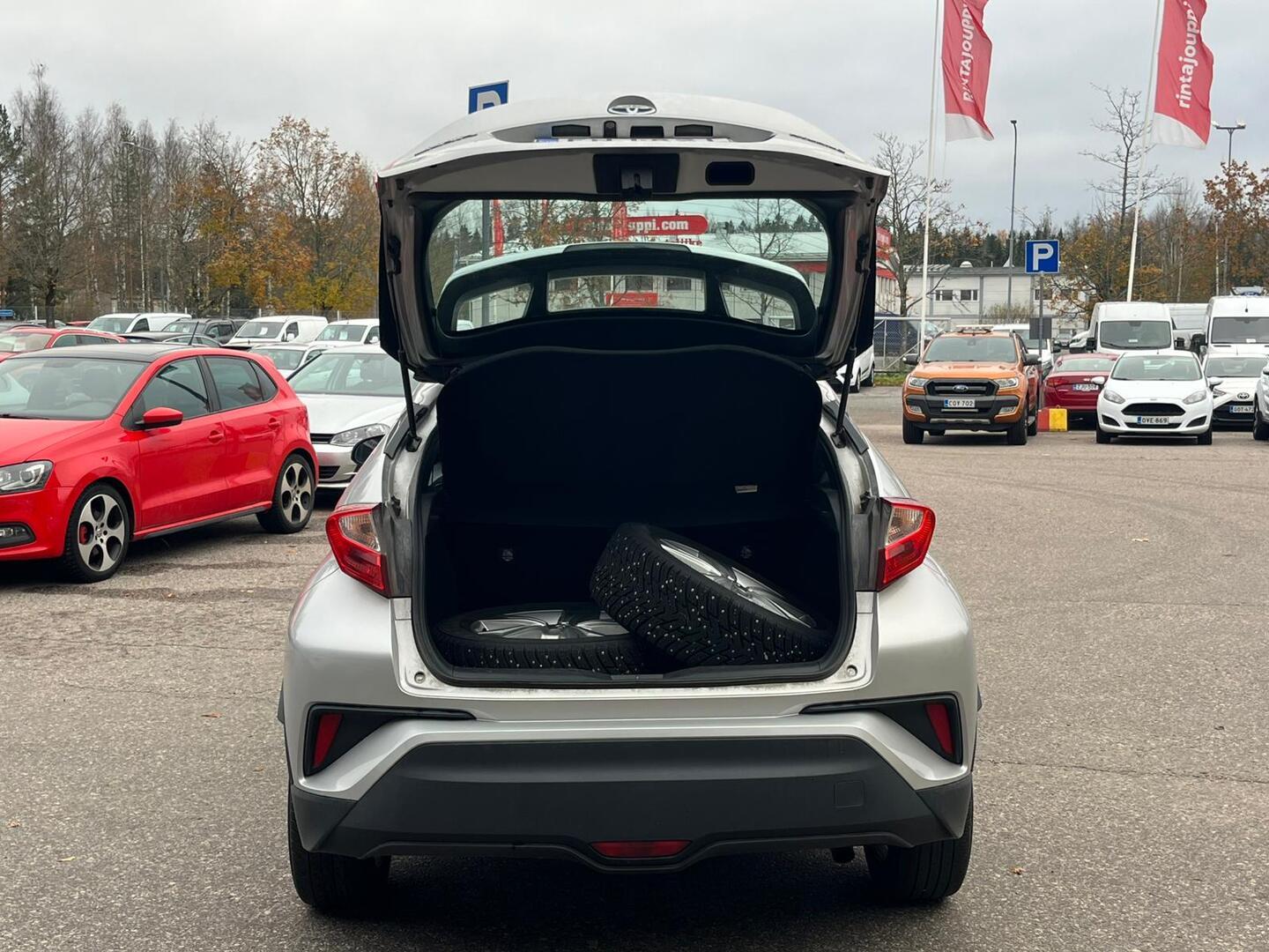 TOYOTA C-HR 2018