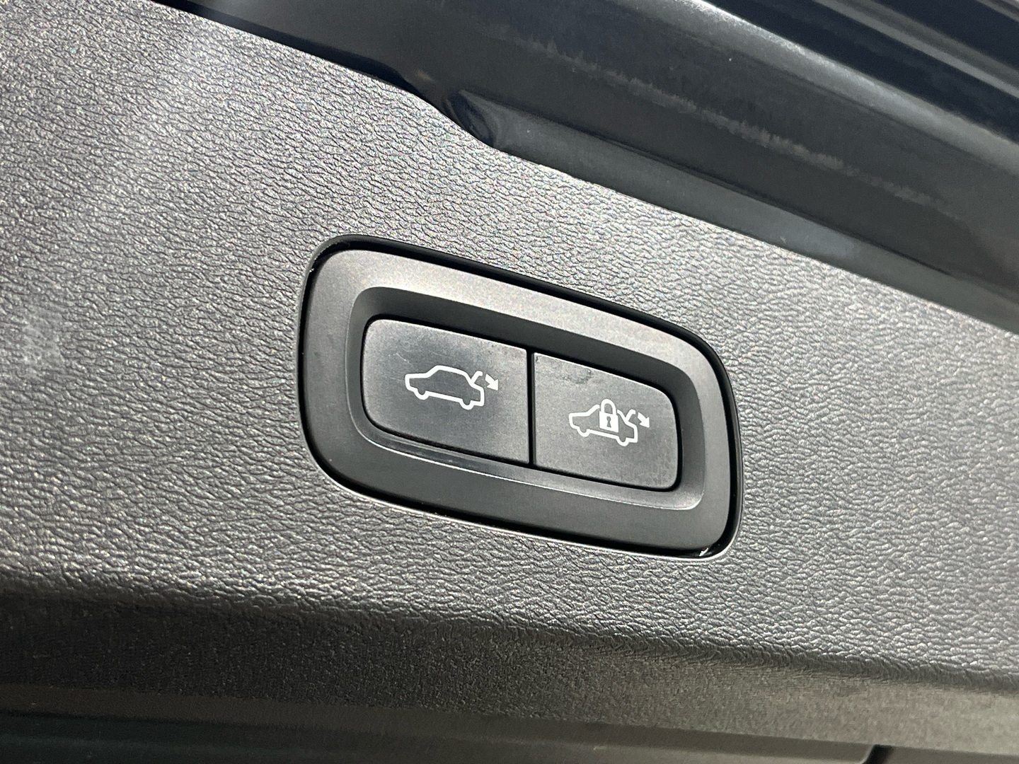 VOLVO V60 Cross Country 2019