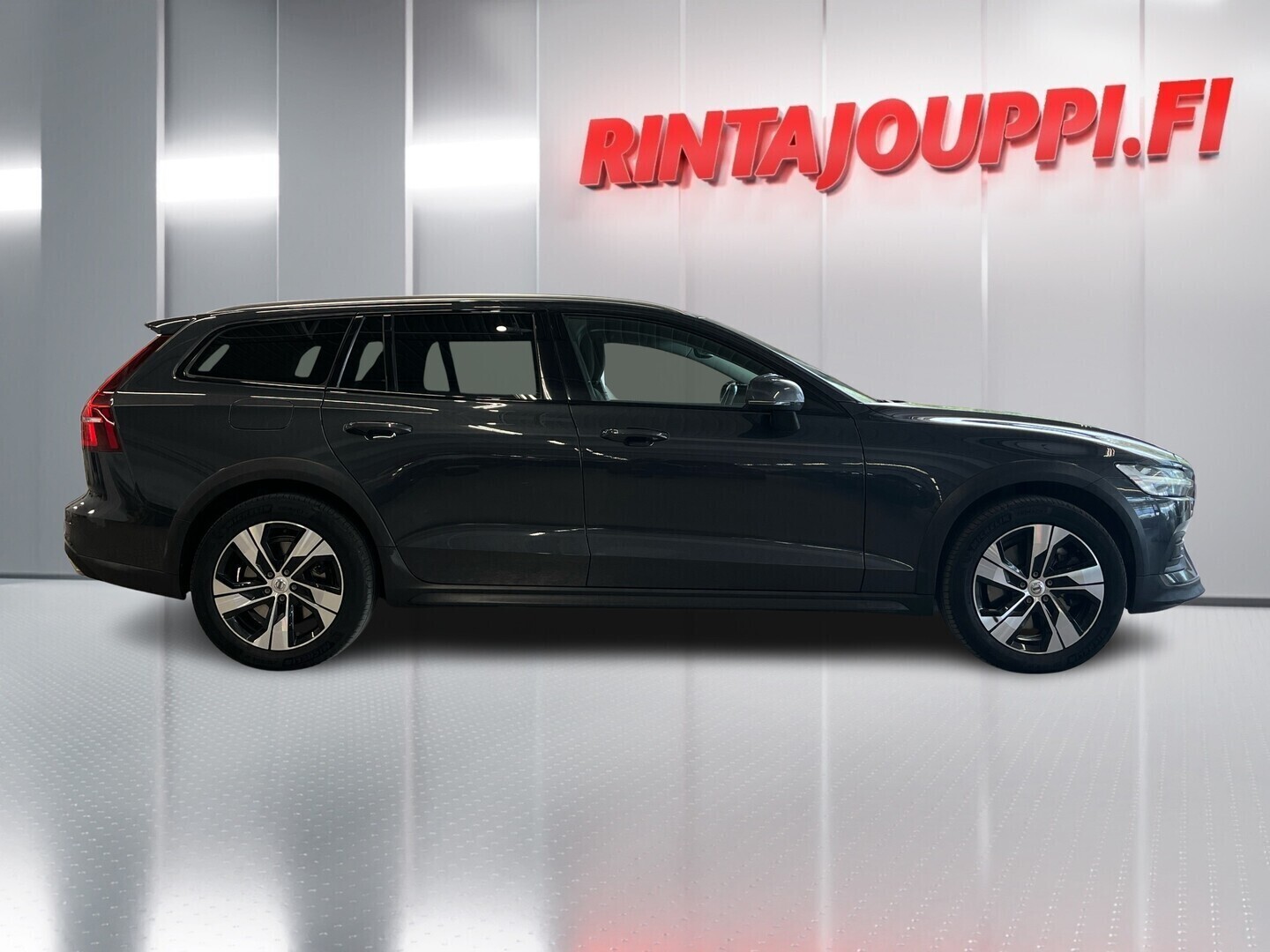 VOLVO V60 Cross Country 2019