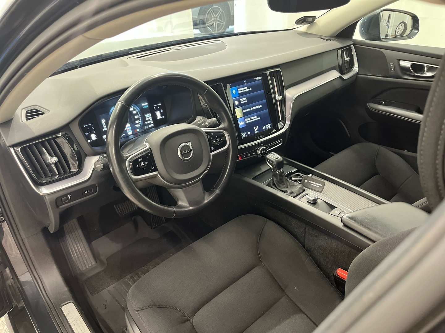 VOLVO V60 Cross Country 2019