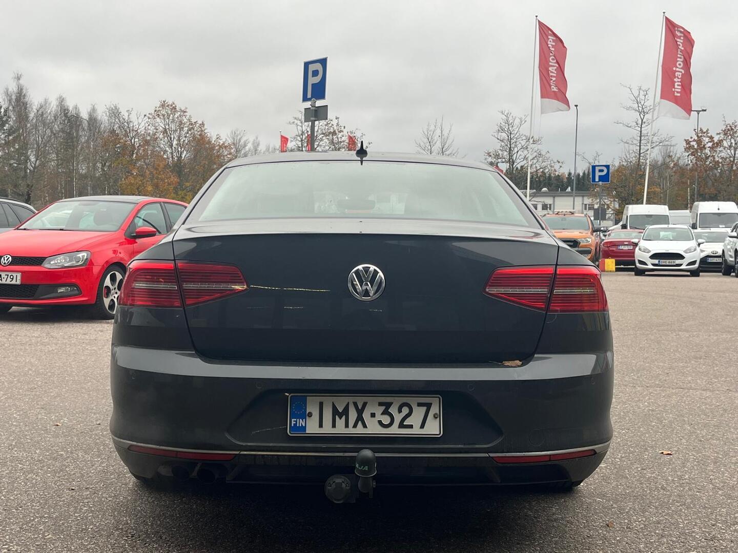 VOLKSWAGEN Passat 2016