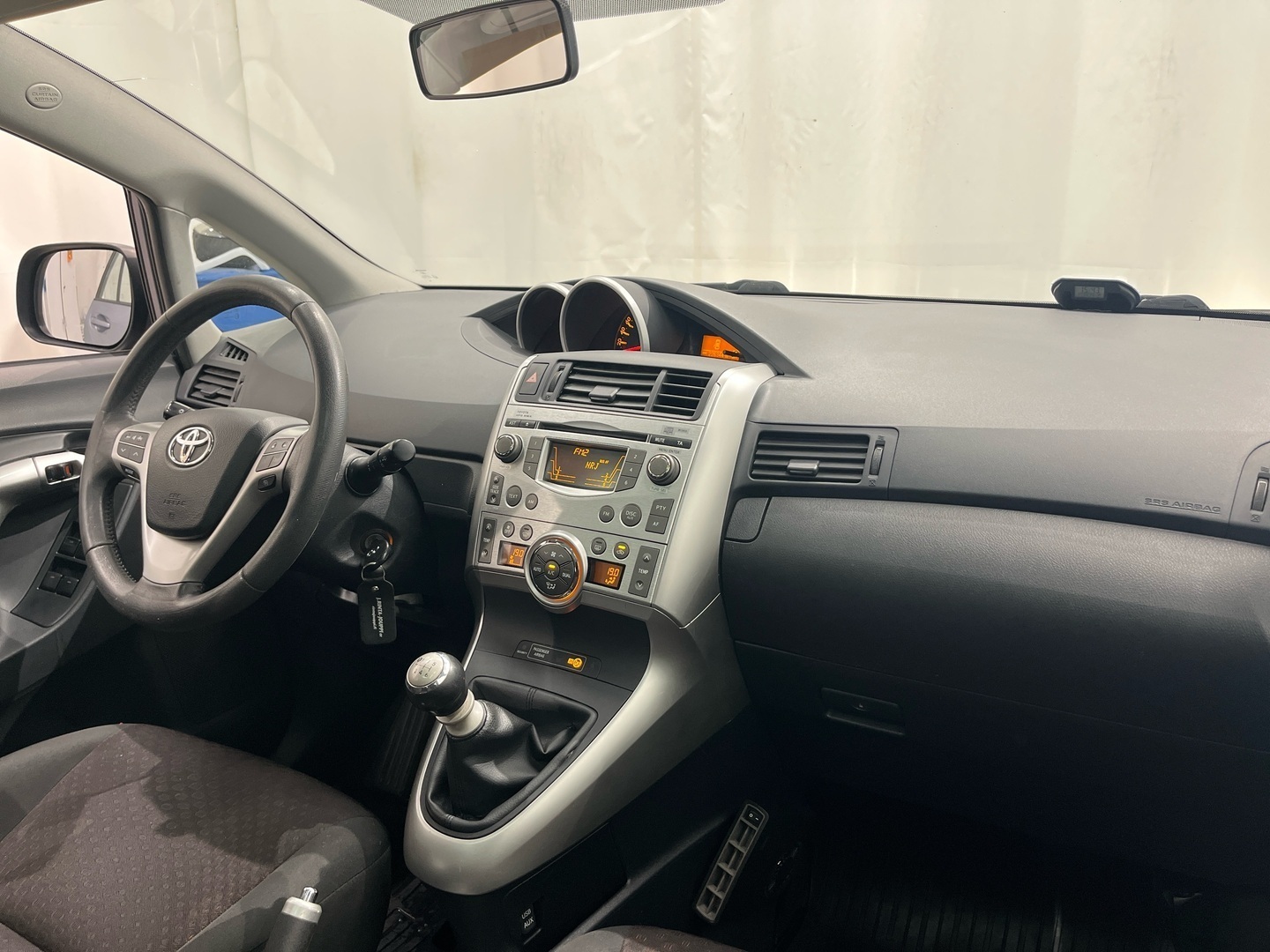 TOYOTA Verso 2011
