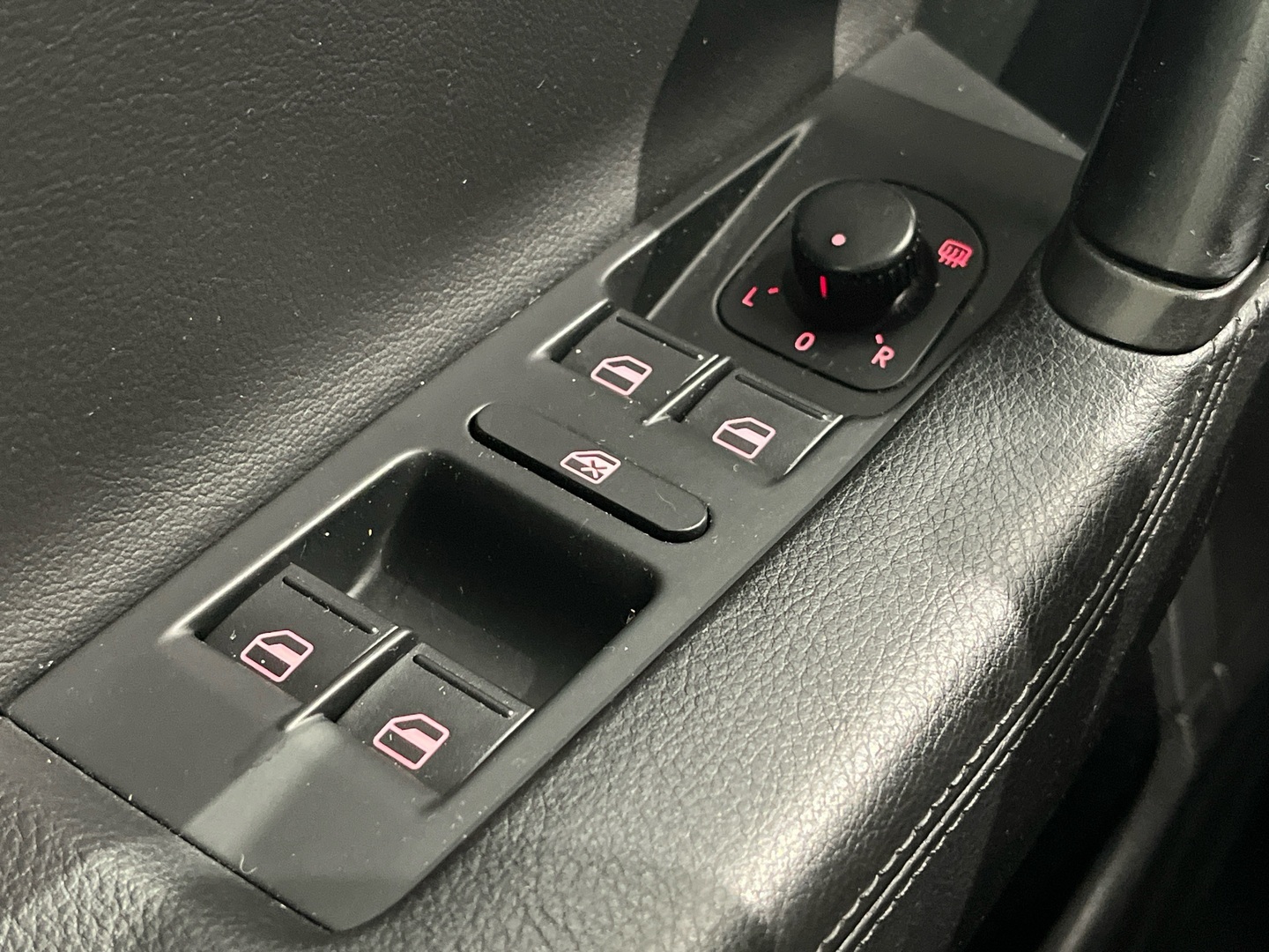 VOLKSWAGEN Passat 2013