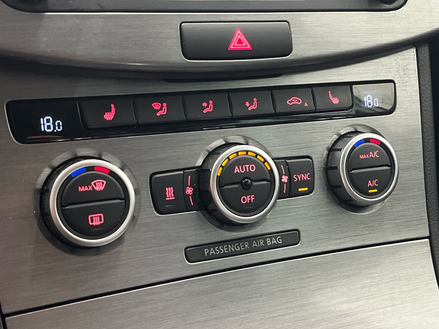 VOLKSWAGEN Passat 2013