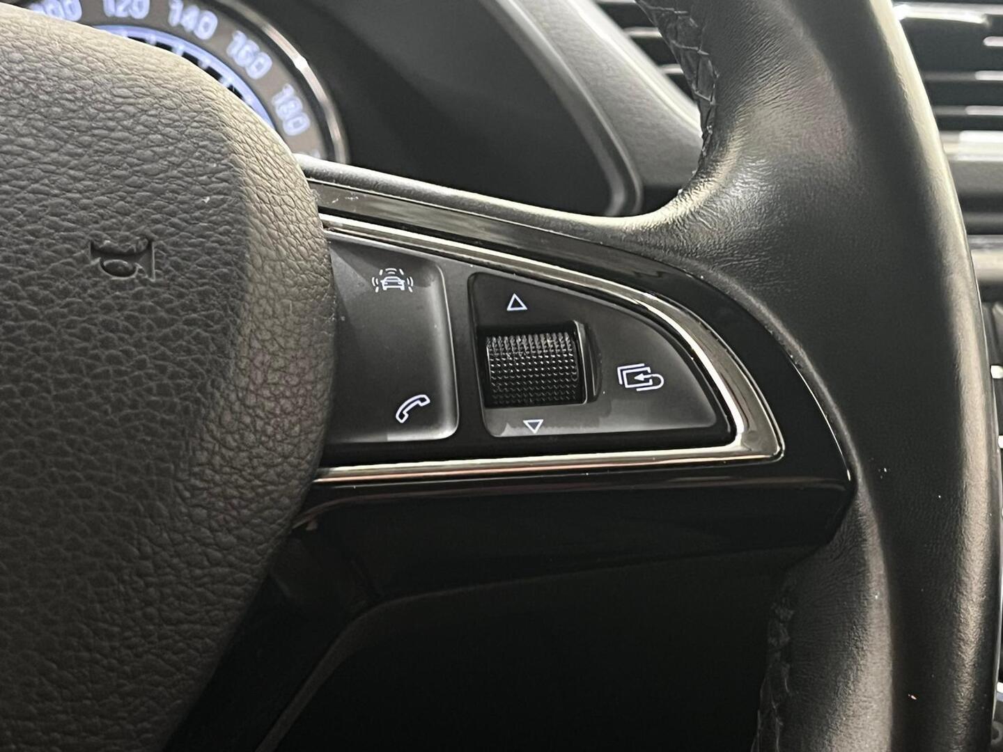 SKODA Superb 2016