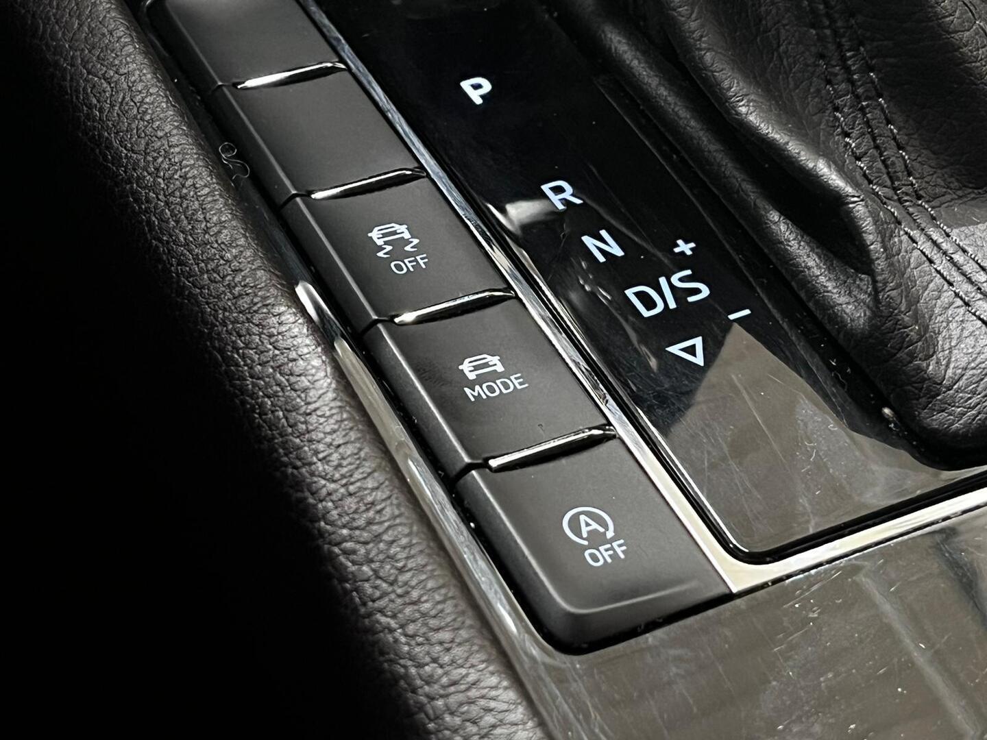 SKODA Superb 2016